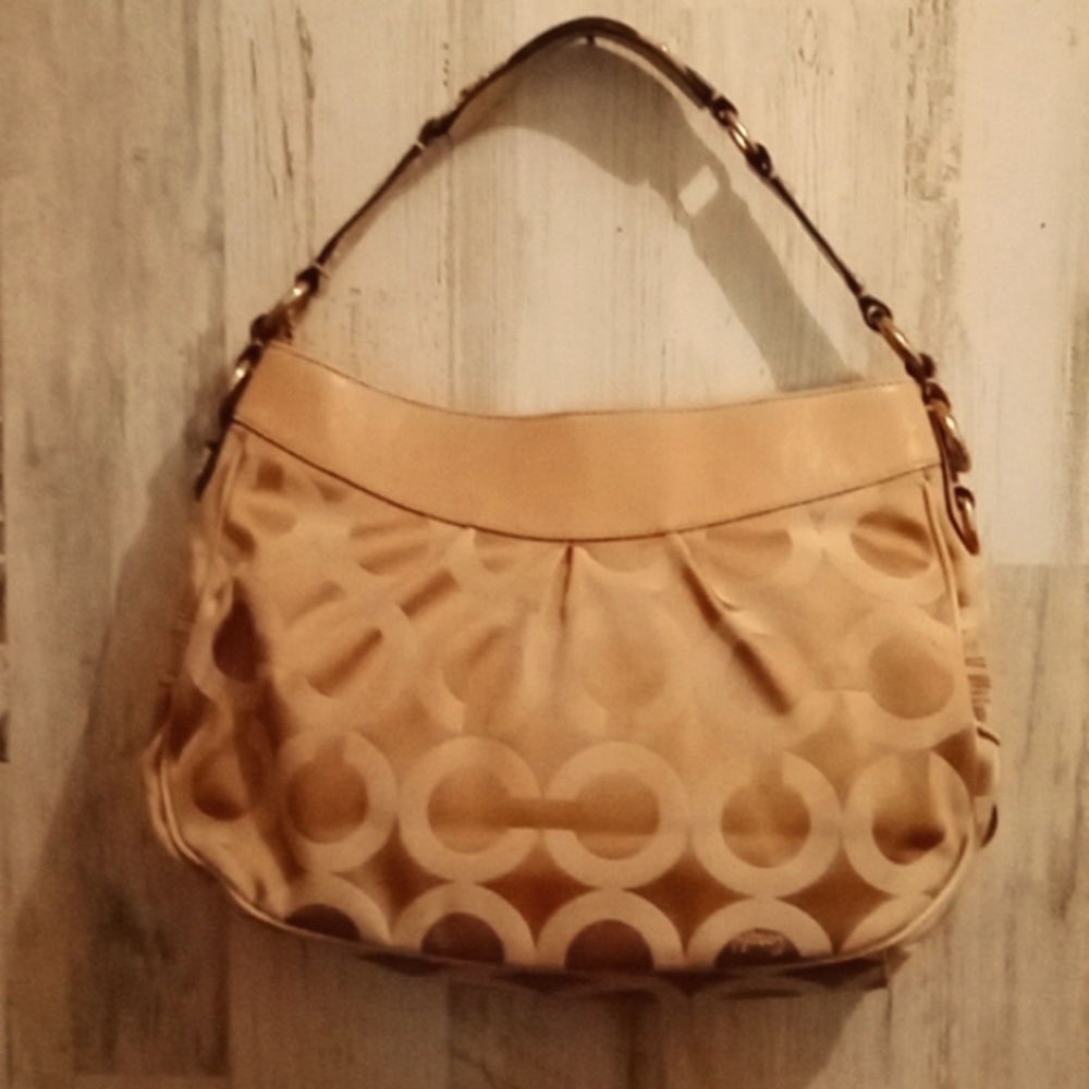 NEW Coach Op Art Shoulder Bag - Picture 3 of 11